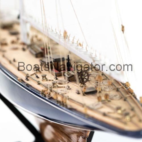 Endeavour 400 fiche technique et avis